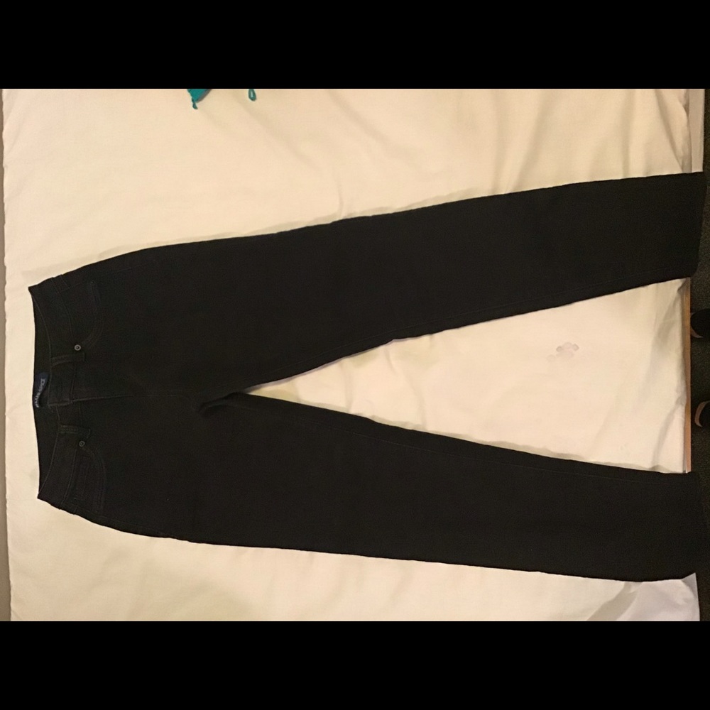 Black skinny jeans